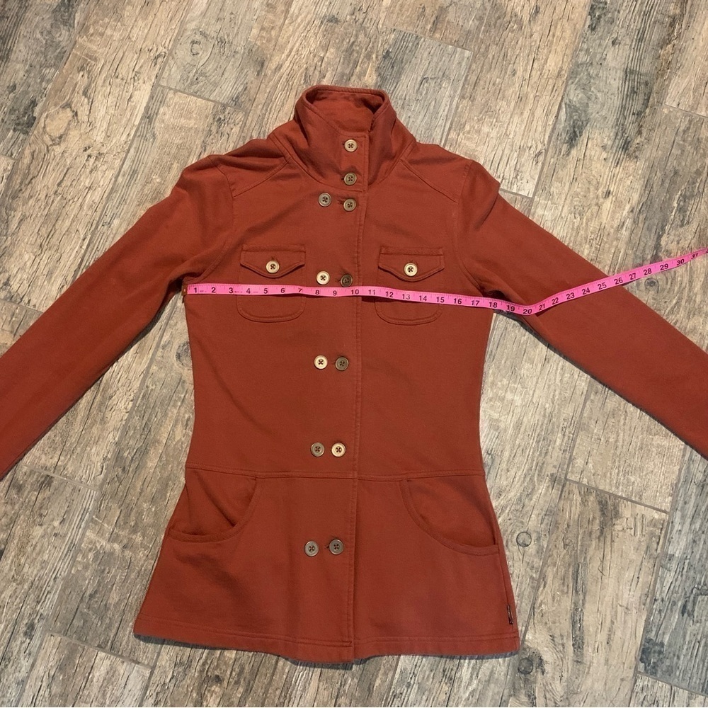 Women’s PrAna 100% cotton burnt orange button up jacket with turtle neck - Picture 5 of 6